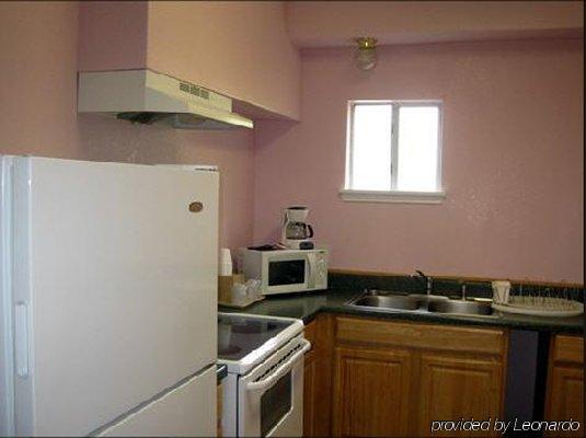 Pinn Road Inn And Suites Lackland Afb And Seaworld Сан-Антонио Номер фото